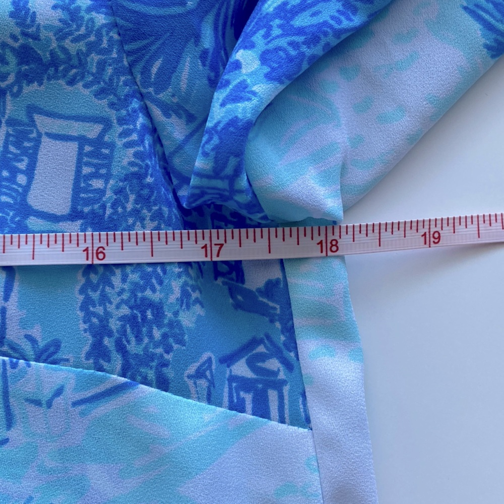 NWT Lilly Pulitzer Blue and White Colby Top in Toile Me About It, XXS - Picture 12 of 12